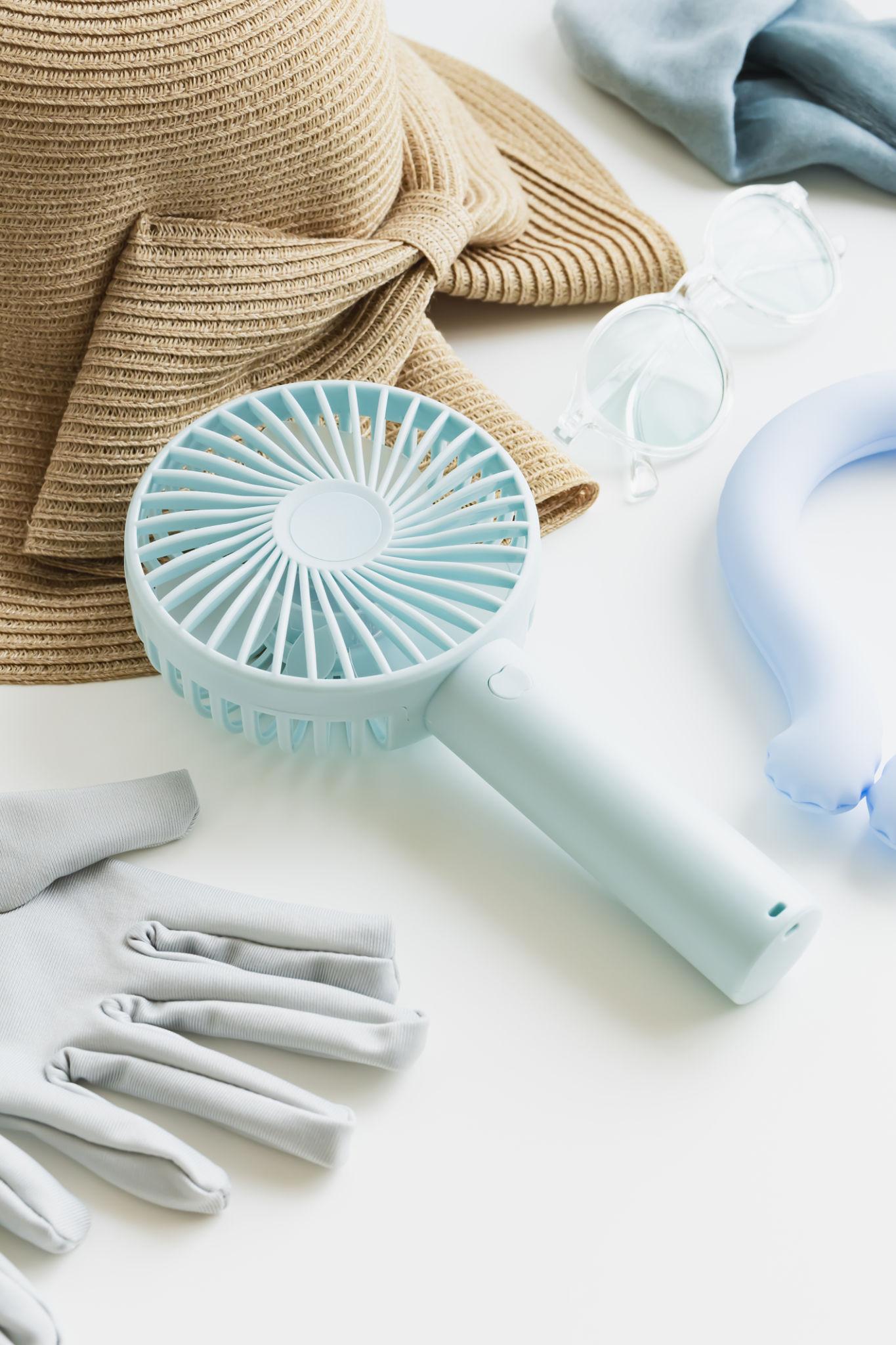 BreezeWave™ Portable Mute Small Handheld Fan
